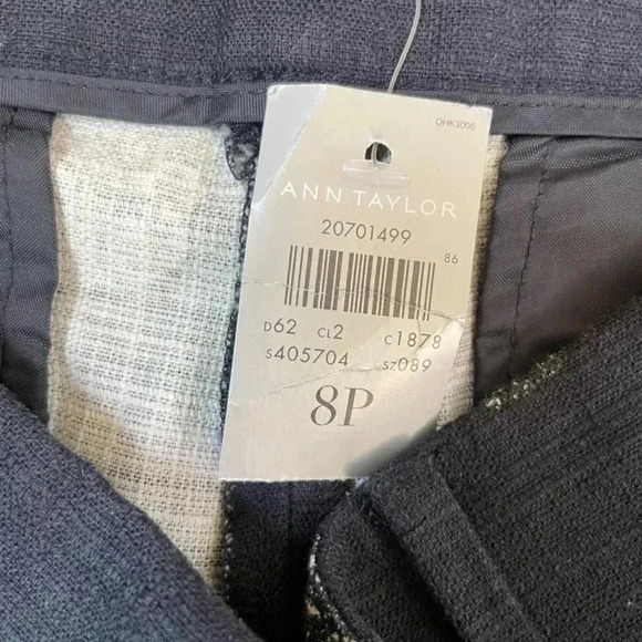 Ann Taylor Devin Cropped Leg Pants Pineapple Print Size 8P Petite Blue Straight - Picture 9 of 10